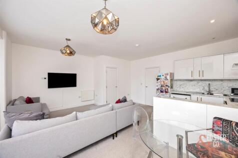 Goldstone Villas 98a, Flat 2_015.JPG