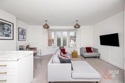 Goldstone Villas 98a, Flat 2_016.JPG