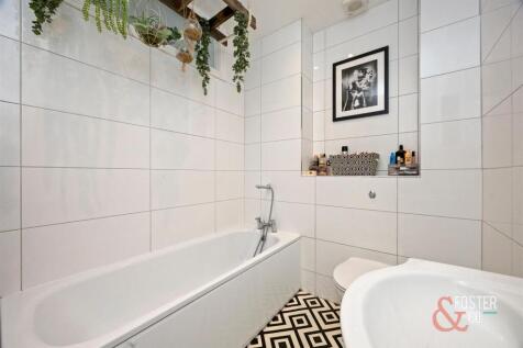Goldstone Villas 98a, Flat 2_017.JPG