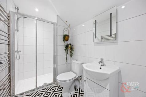 Goldstone Villas 98a, Flat 2_004.JPG