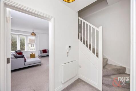 Goldstone Villas 98a, Flat 2_018.JPG