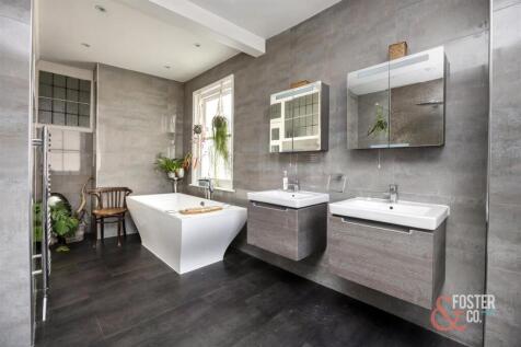 Albany VIllas, 8-010.jpg
