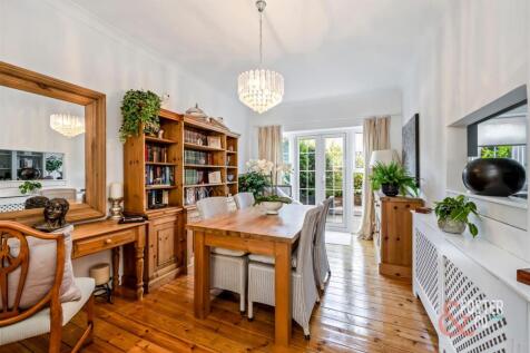 Rochester Gardens, 10-014.JPG