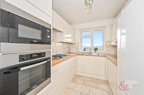 The Drive, 37-39, Grove Court, Flat 36_006.JPG