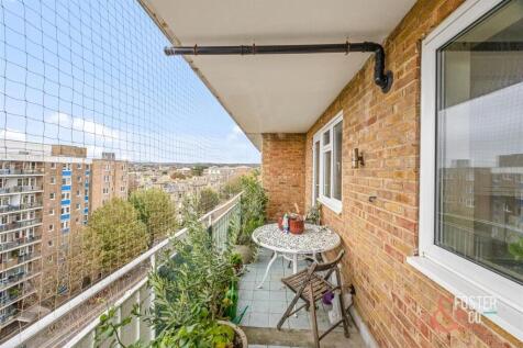 The Drive, 37-39, Grove Court, Flat 36_012.JPG