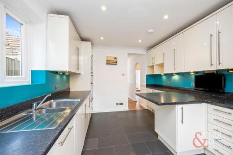 Ainsworth Avenue, 19-011.JPG