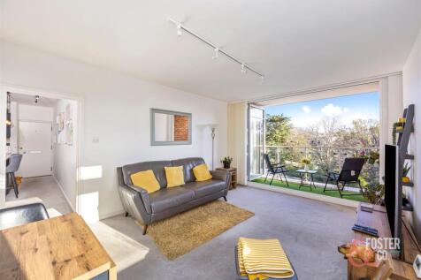 The Drive 68-70, Drive Lodge, Flat 24-014.JPG