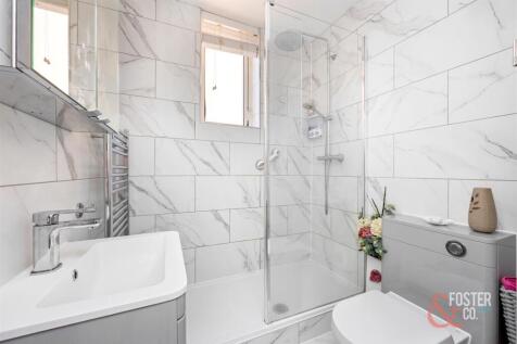 The Drive 68-70, Drive Lodge, Flat 24-010.JPG