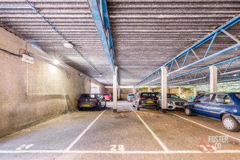 The Drive 68-70, Drive Lodge, Flat 24-021.JPG