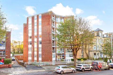 The Drive 68-70, Drive Lodge, Flat 24-001.JPG