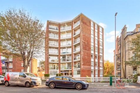 The Drive 68-70, Drive Lodge, Flat 24-003(1).JPG