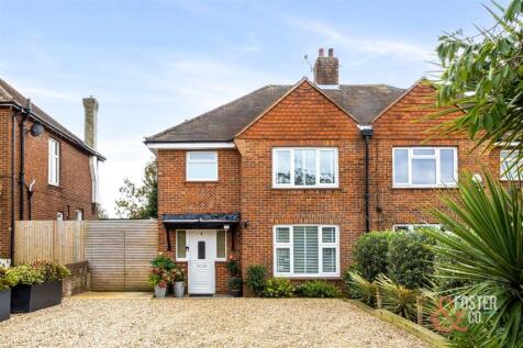 King George VI Drive, 39-028.jpg