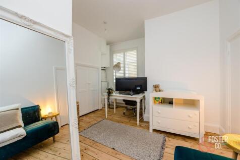 Kingsway, 305, Flat 1-2.JPG