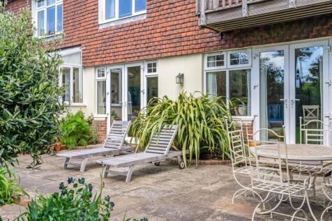 90250_21-Middle-Street-Shoreham  (92).jpg