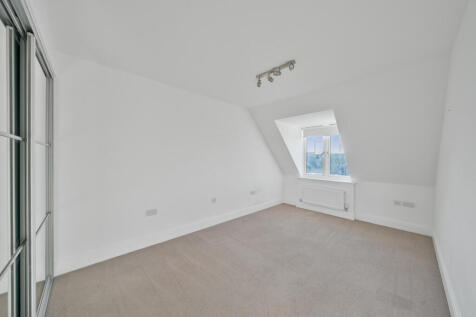 1385521-2-6926d22...