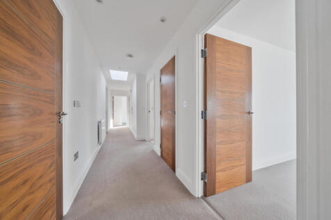 1385521-10-6926d3...