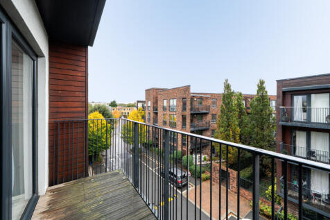 1371657-5-68f630c...