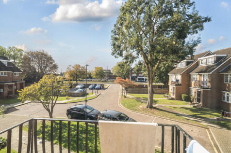 1359281-9-68dbd8c...