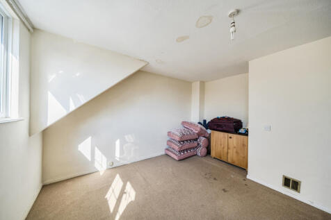 1359281-15-68dbd8...