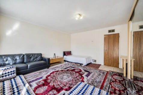 1359281-7-68dbd8a...