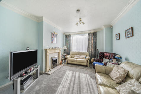 1358682-11-68d3b9...