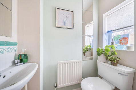 1354424-5-68e79dd...