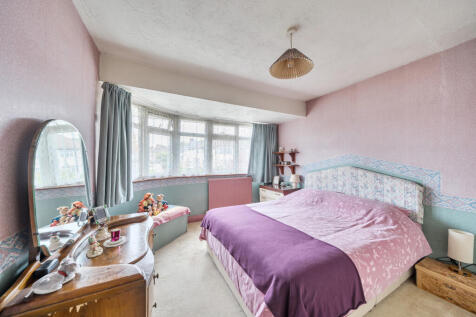 1365527-3-68ee4bd...