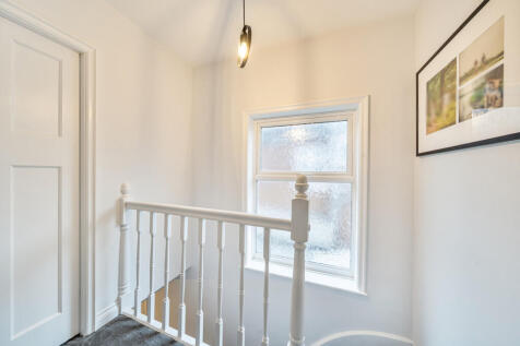 1360517-12-68e934...