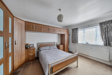 1368815-9-68f22b1...