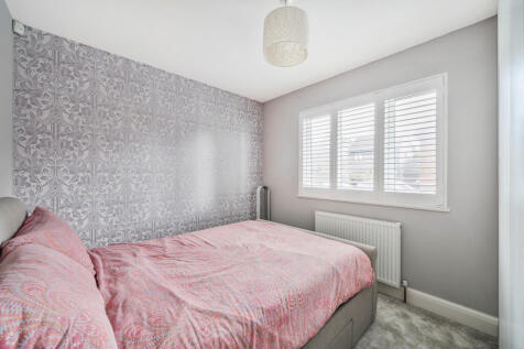 1370000-8-68f60d5...