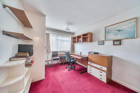 1369655-2-68fa547...