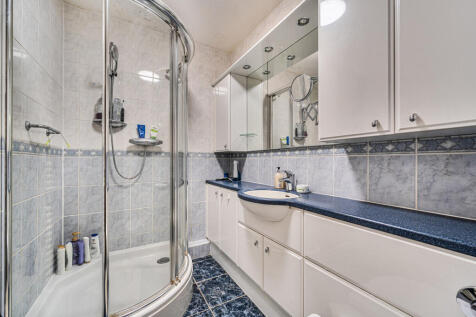 1370397-2-68fb985...