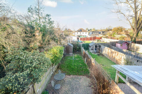 1382499-5-691af8e...