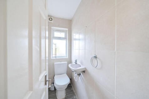 1382967-7-691c54c...