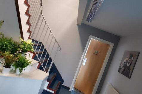 Stairs to 1st floor
