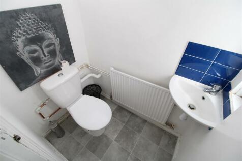 Toilet.jpg