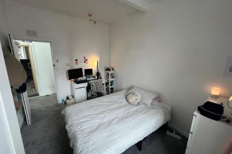 Room 2.jpeg