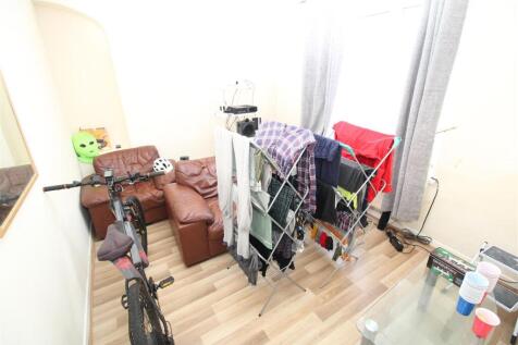 Living Room.jpg