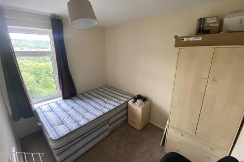 4RT Room 4.JPG
