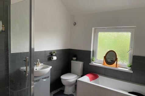 bathroom.jpeg