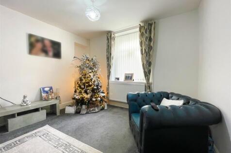 1764778018_3_d9953238-01e4-4304-8646-87ebb489a7f3_