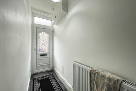 1764778019_0_9fa3f35e-17bb-4443-ac98-0f52cfa86820_