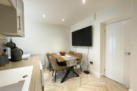 1764778019_10_a2cf5466-eedb-4c9c-9aea-0865585b3170