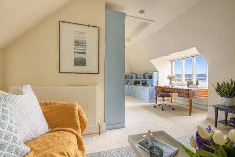 Bedroom 4/Study