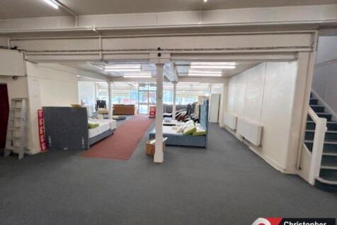 Showroom ii.jpg