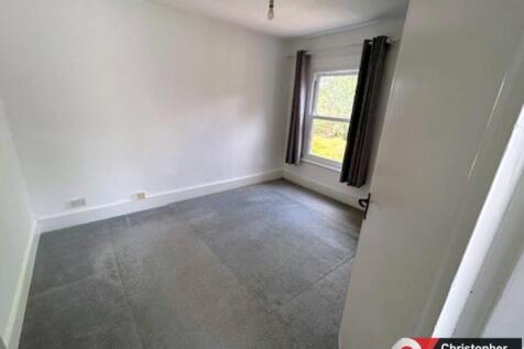 Flat bedroom ii.jpg