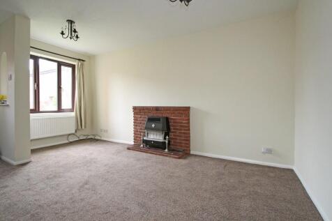 15 Forryans Close...