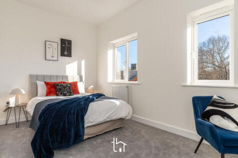 Rear Bedroom