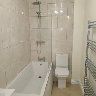 Bath with Dual Shower