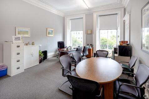 large suite 